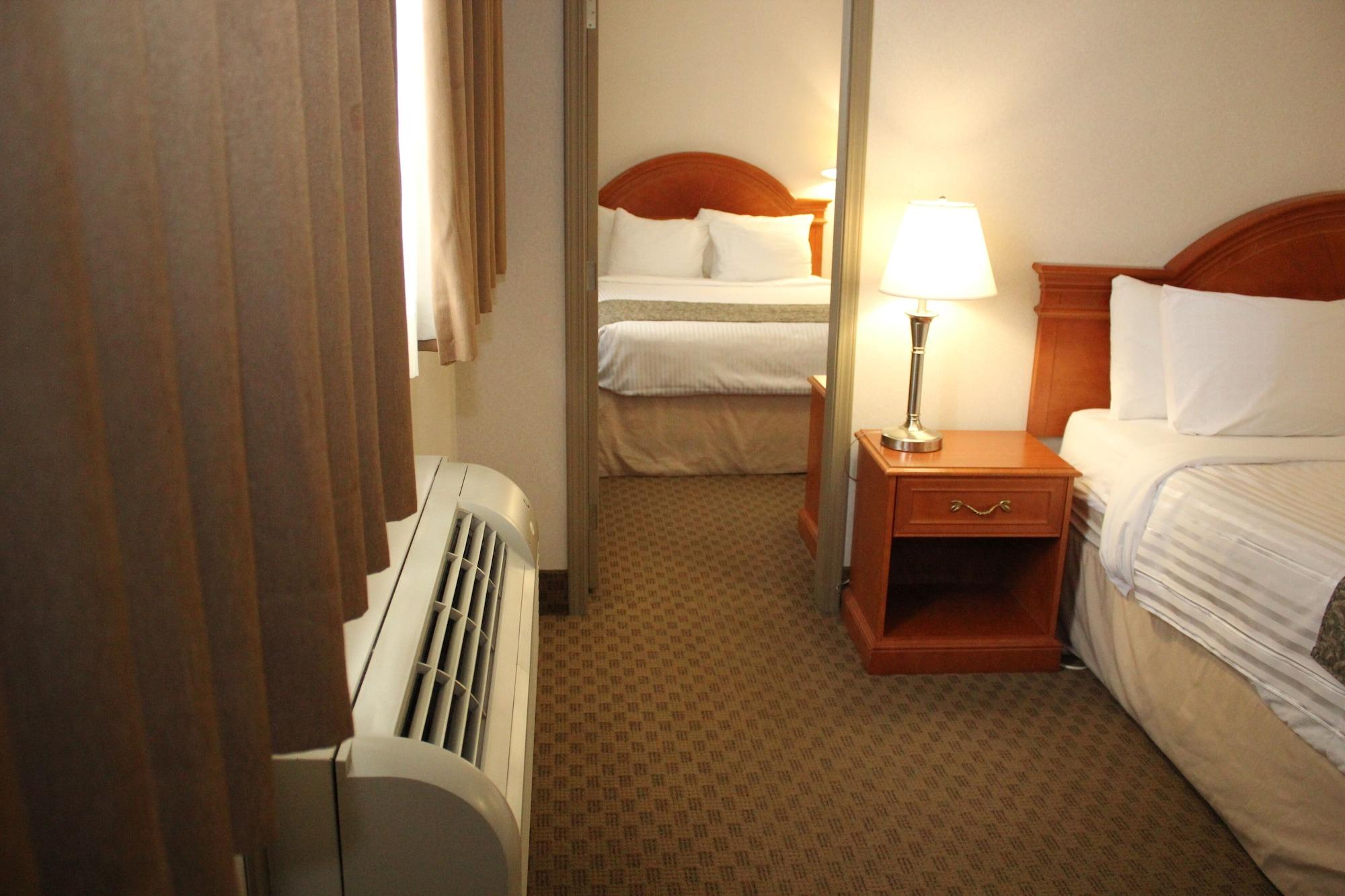 Ramada By Wyndham Edmonton South Hotell Exteriör bild