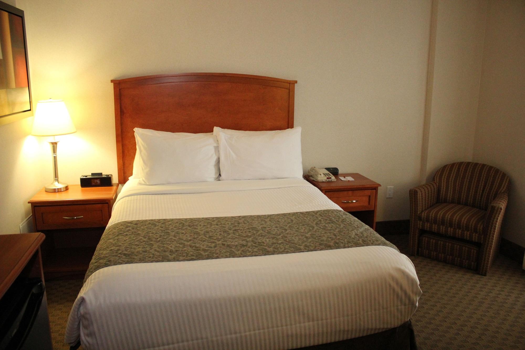 Ramada By Wyndham Edmonton South Hotell Exteriör bild