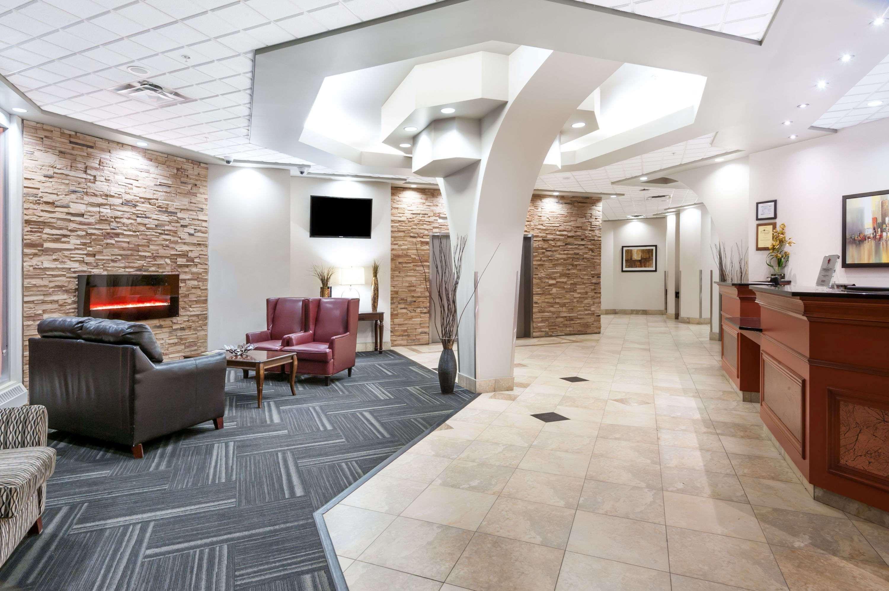 Ramada By Wyndham Edmonton South Hotell Exteriör bild